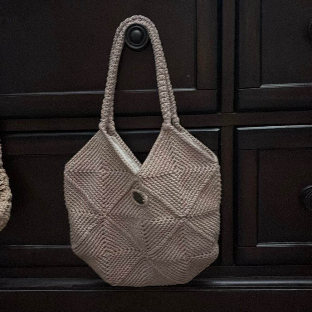 No brand. Handmade 100% cotton yarn.